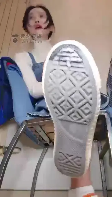 辱骂全家帆布鞋棉袜
