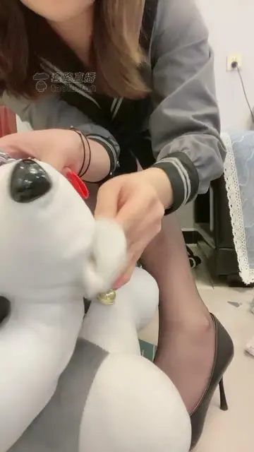 红绿灯 偷内衣的小偷