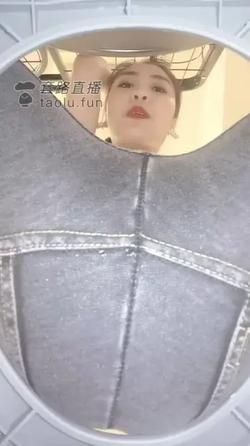 臀下视角 闻屁羞辱