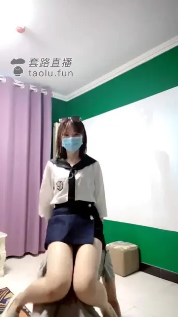 狠抽猥琐学长500耳光