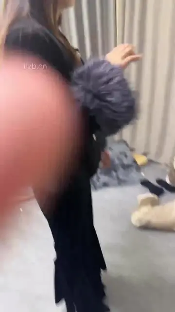羽毛球馆认识的素人来了