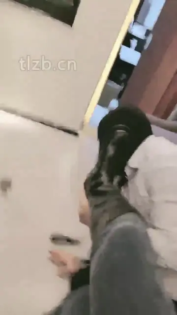 花钱上门来犯贱