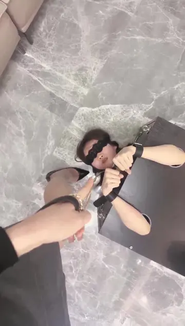 刑拘 禁锢