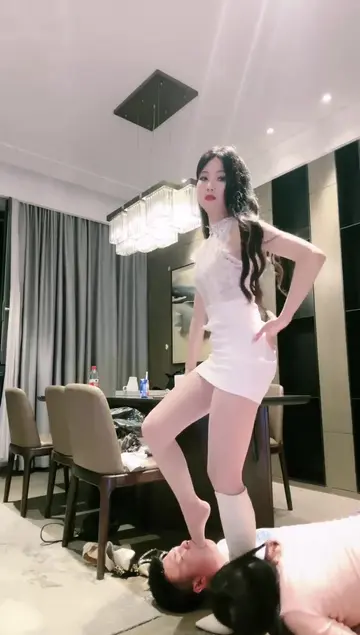 奴下奴 呕吐