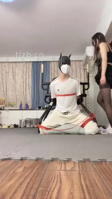 五花大绑囚禁重度踢踹