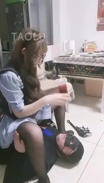 浓痰 口水 手脚耳光 老贱狗来讨打